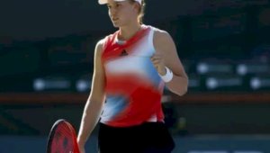 Елена Рыбакина вышла в полуфинал теннисного турнира в США 