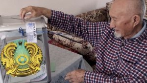 Как голосуют в Алматы: Почтенный возраст не помеха для гражданской позиции