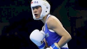 Алуа Балкибекова гарантировала себе медаль чемпионата мира по боксу