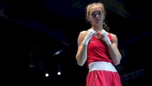 Казахстанка завоевала серебро чемпионата мира по боксу в Индии