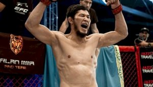 Казахстанский чемпион лиги Хабиба «задушил» российского бойца в Самаре
