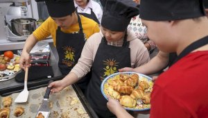 Подростки и молодежь с синдромом Дауна осваивают кулинарное мастерство