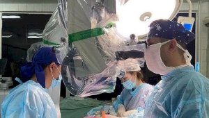 Нейрохирурги Алматы внедряют в работу новое высокотехнологичное оборудование