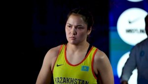 Казахстан завоевал третье золото на чемпионате Азии по борьбе