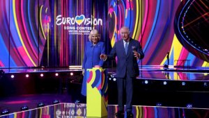 Карл III и Камилла зажгли огни на сцене «Евровидения-2023»