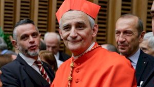 Папа Римский поручил кардиналу Дзуппи возглавить миссию мира по Украине