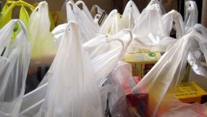 В Кыргызстане ограничат использование пластиковых пакетов