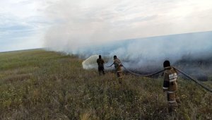 Загорание сухой травы в Западном Казахстане ликвидировано