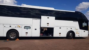 Автобус с российскими туристами, остановившийся из-за поломки в Карагандинской области, отправился к месту следования