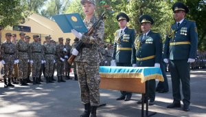 Студенты военной кафедры алматинского вуза приведены к военной присяге