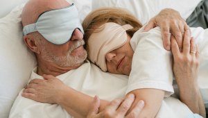 Ученые из Стэндфордского университета раскрыли причину плохого сна у пожилых людей