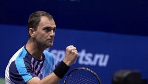 Казахстанский теннисист успешно стартовал на турнире в Швеции