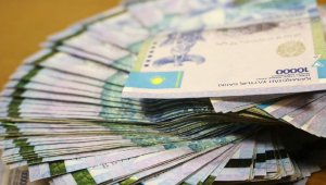 Замруководителя управления в Туркестанской области подозревают в получении взятки