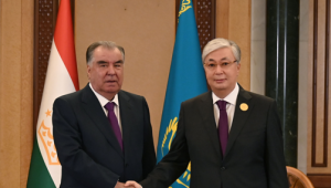 Касым-Жомарт Токаев провел встречу с Президентом Таджикистана Эмомали Рахмоном