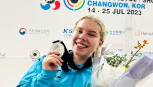 Казахстанка завоевала серебро юниорского чемпионата мира по пулевой стрельбе