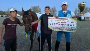 Скакун из Шетского района победил в областной байге