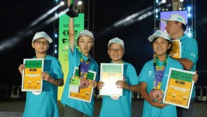 Серебро и бронзу выиграли казахстанские школьники на чемпионате мира по шахматам