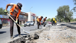 Акжар, Алгабас, Теректы: на окраинах Алматы отремонтируют 215 улиц