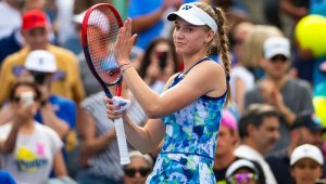 Елена Рыбакина начала US Open с разгромной победы