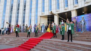 Концерт артистов Таджикистана успешно прошел в Алматы