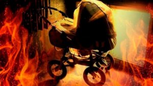 Неизвестные сожгли детскую коляску в подъезде депутата Мажилиса