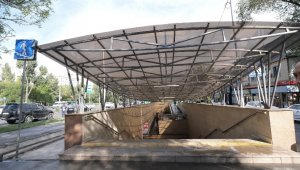 Ерболат Досаев проверил ремонт подземного перехода и сквера в Ауэзовском районе Алматы