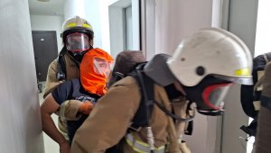 Пожарные Алатауского района отработали навыки тушения пожаров в Алматы