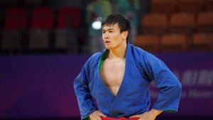 Казахстан выиграл первую медаль в куреше на Азиаде
