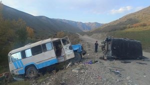 Один погиб и более 30 пострадали в ДТП в Алматинской области