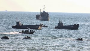 Казахстан и Азербайджан провели военно-морские учения