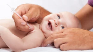 Чем грозит отказ от прививок детям, рассказали алматинские врачи