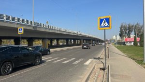 В Алматы на Кульджинском тракте демонтирован временный пешеходный переход