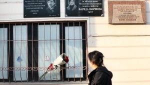 В Алматы увековечили память известного актера театра и кино Саги Ашимова