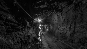 Взрыв на шахте Костенко: обнаружены тела 16 шахтеров, поиски 31 горняка продолжаются