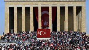 Турция отметила 100-летие основания республики