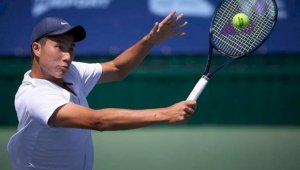 Бейбит Жукаев с победы стартовал на теннисном турнире в США