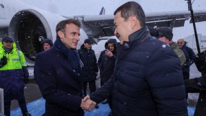 Президент Франции прибыл в Казахстан с официальным визитом
