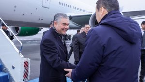 Лидер Туркменистана прибыл в Астану