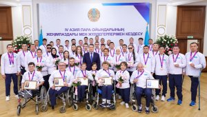 Алихан Смаилов поблагодарил победителей и призеров Азиатских Пара игр