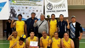 Спортсмены с психологическими нарушениями из Алматы стали победителями республиканских соревнований по волейболу