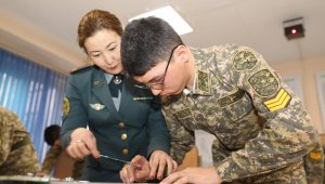 Военные ученые и педагоги Казахстана отмечают профессиональный праздник