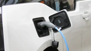 Ерболат Досаев: «В следующем году в Алматы установят 150 электрозарядных устройств для авто»