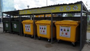 В Алматы полностью обновят мусорные контейнеры в жилых дворах