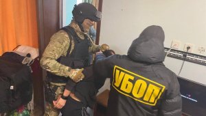 Задержаны вымогатели, которые насильно удерживали иностранца в Атырау