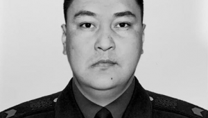 Погиб спасатель-командир во время пожара в Алматы