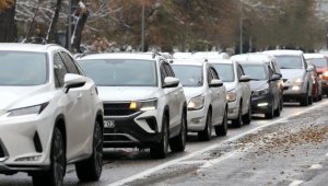 Около 10 автомашин столкнулось на трассе в Акмолинской области