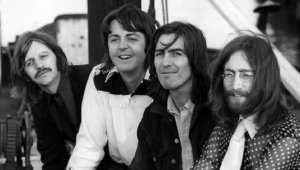 Написанную участниками The Beatles картину продали за 1,7 млн долларов