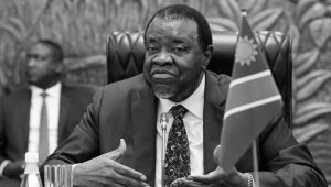 Скончался третий президент Намибии Хаге Гейнгоб