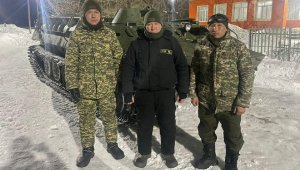 Военнослужащие вызволили из снежного плена более 50 человек в Актюбинской области