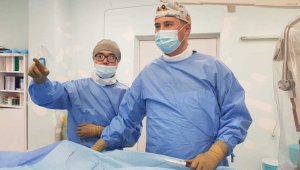 Как хирурги спасли 60-летнего пациента в Алматы